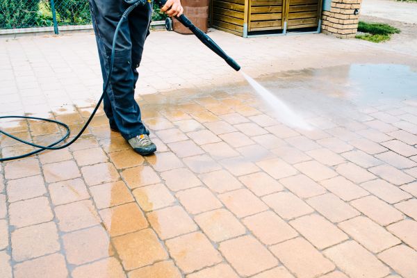 Pavement Staining in San Rafael